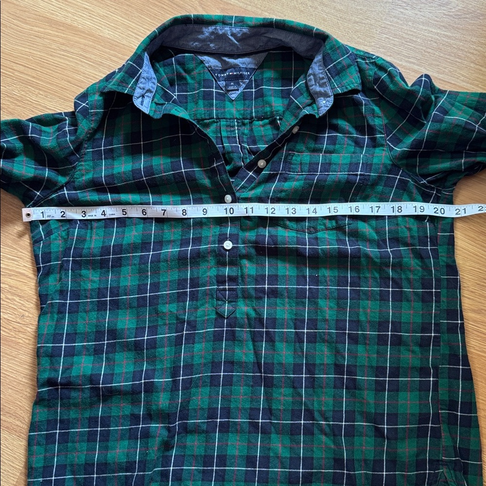 Tommy Hilfiger Green Plaid 3/4 Button Down Shirt SZ MEDIUM - Picture 4 of 5
